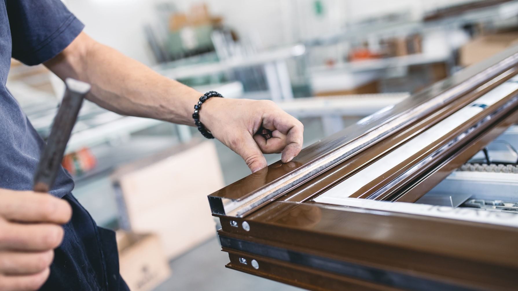 Fabricación y Montaje de carpintería de Aluminio y PVC